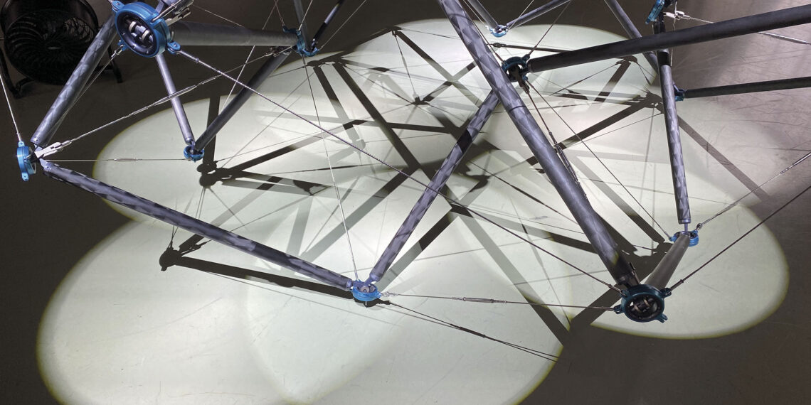 TCy tensegrity cylinder: una struttura compattabile dal respiro internazionale