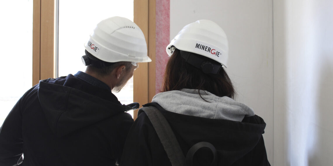 Costruire e risanare edifici e proprietà abitative con garanzia di qualità