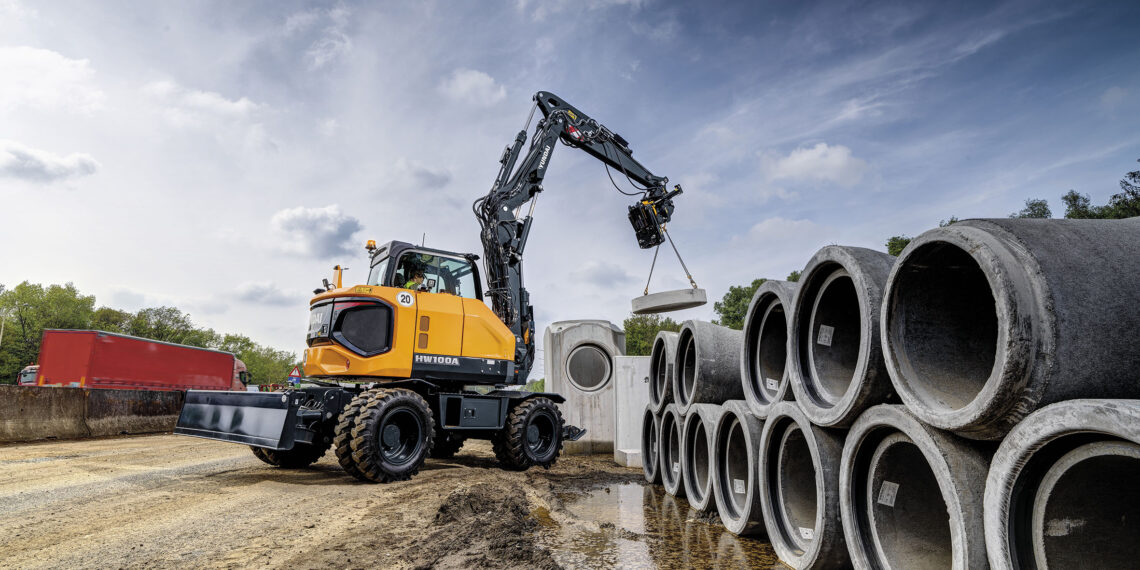 HYUNDAI presenta il segmento degli escavatori gommati da 10 tonnellate