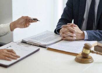 Paralegal: le caratteristiche di una professione poliedrica