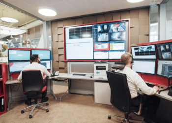 La Centrale Operativa Satel Control: Il Pilastro della Sicurezza Professionale 24/7