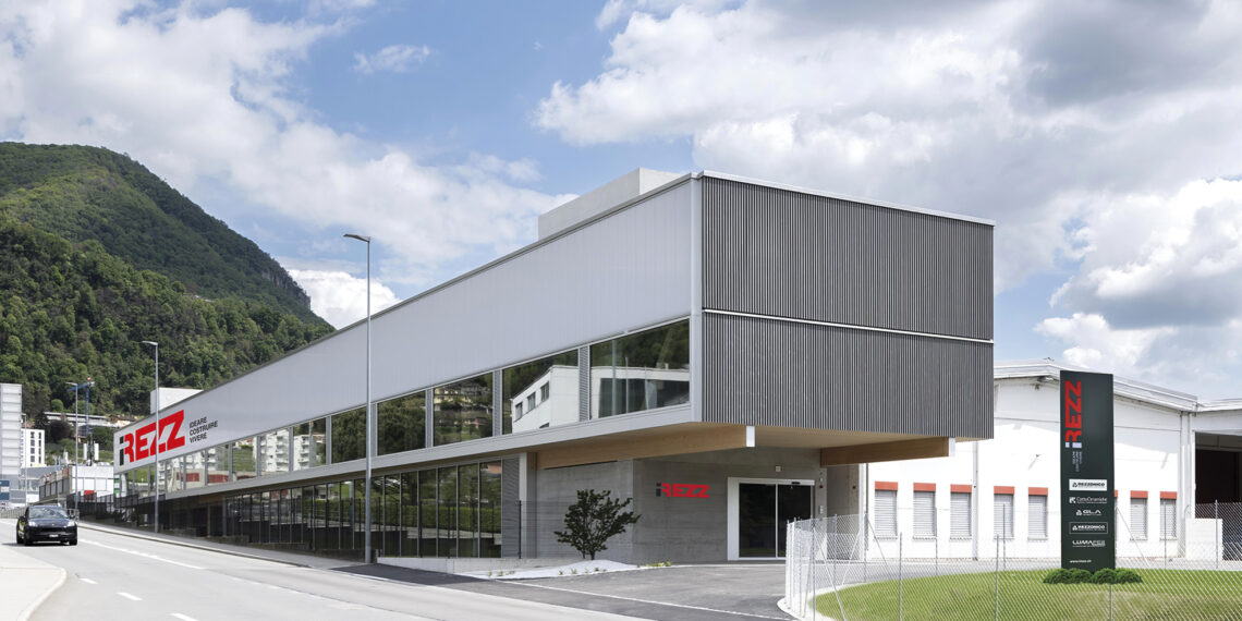 Un edificio in legno come immagine aziendale: una soluzione ecologica al passo con i tempi