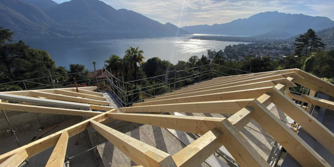 Costruire e risanare tetti a falde