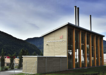 Lugano a zero emissioni? Servono più fotovoltaico e reti intelligenti 