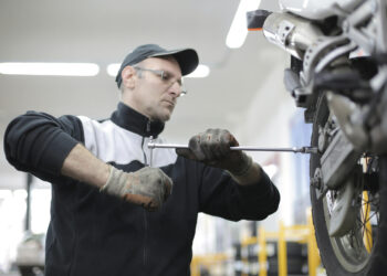 Frontalieri e fisco scuotono il mercato del lavoro ticinese